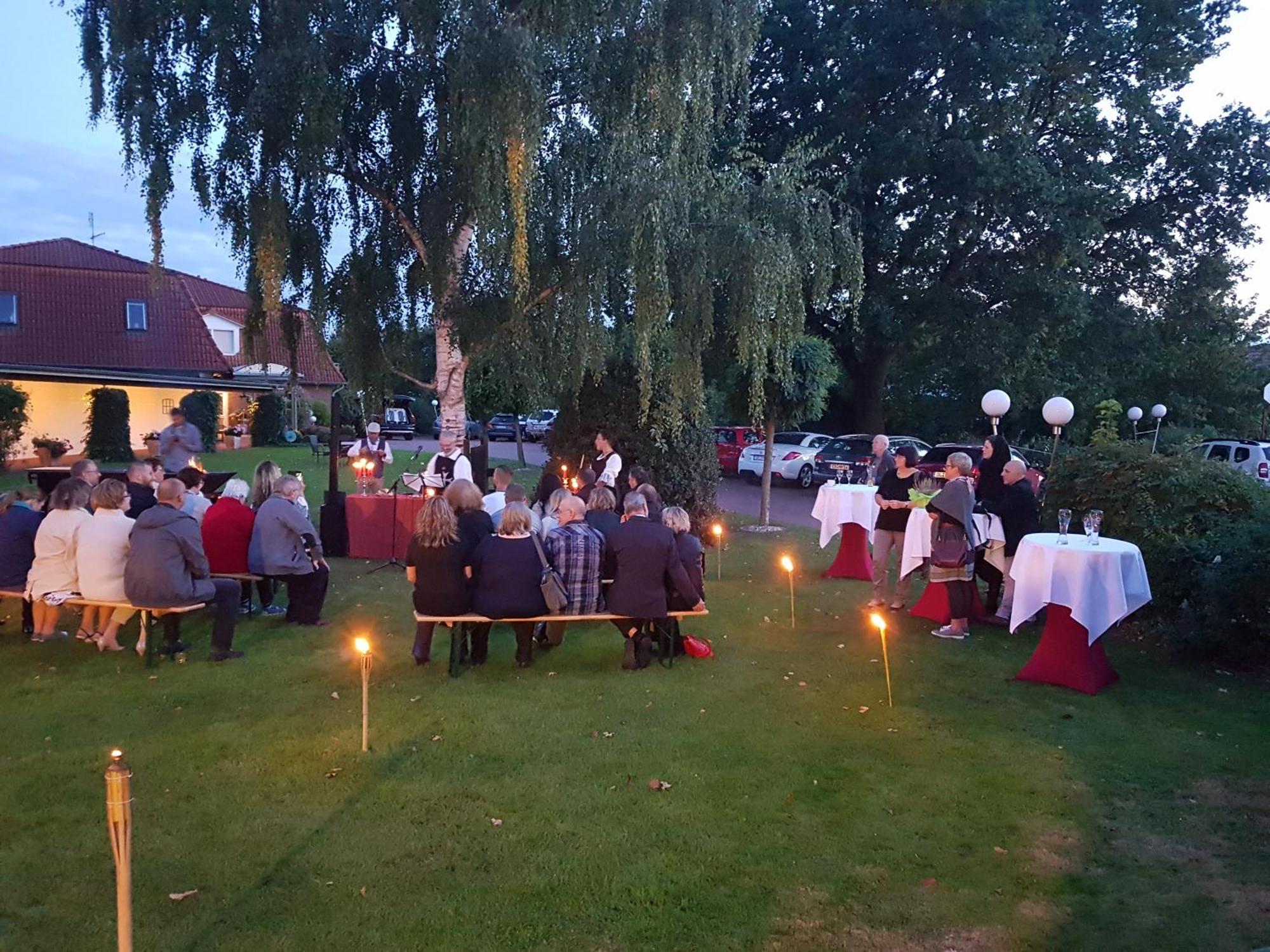 & Restaurant Zum Deutschen Hause