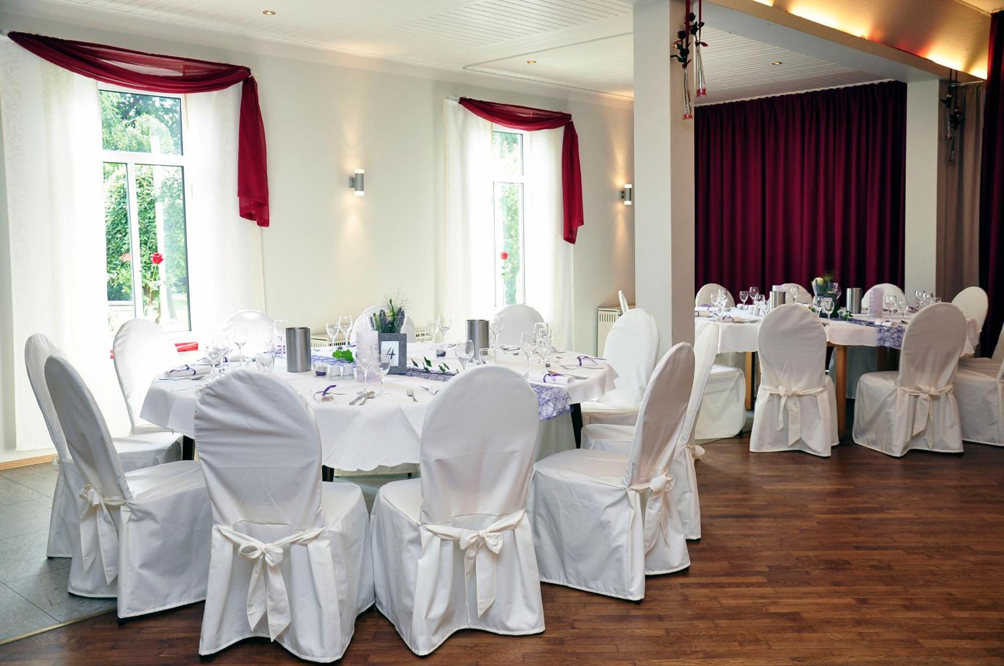 & Restaurant Zum Deutschen Hause 3* Kirchhatten